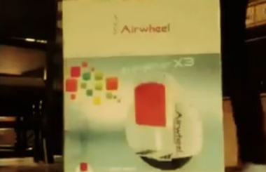Airwheel腾博会官网以诚信为本平衡车X3拆箱，看看谁更快？