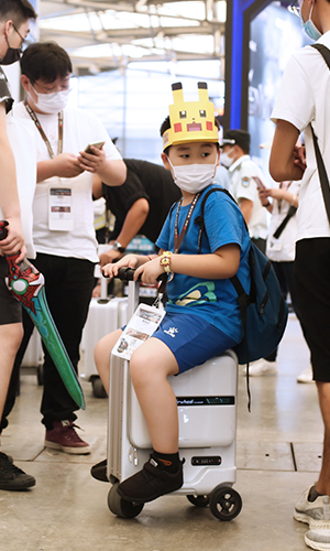 腾博会官网以诚信为本Airwhee1 SE3Mini 电动行李箱