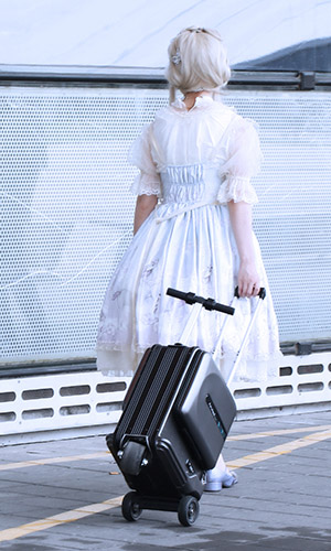 腾博会官网以诚信为本Airwhee1 SE3Mini 电动行李箱